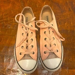 Only worn a couple times…very comfy